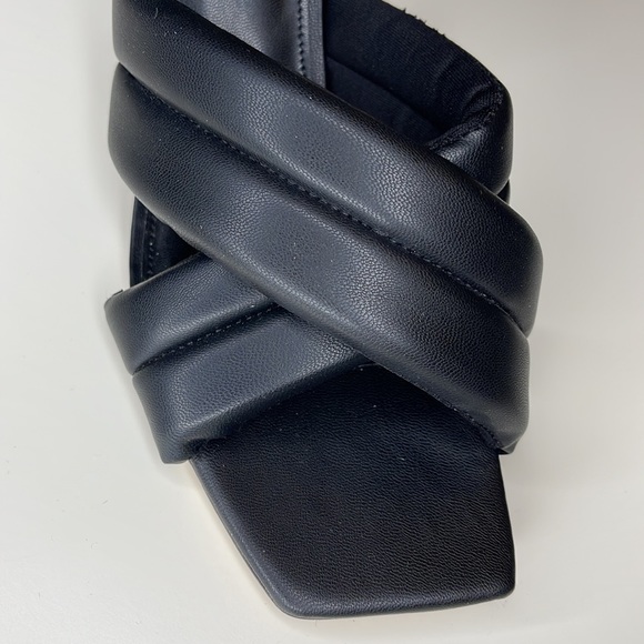 H&M Black Mules Size 9 in faux leather - Picture 14 of 16